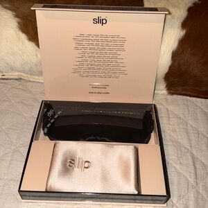 Slip Pillowcase and Silk Eye Mask  Set in Black and Caramel